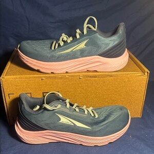ALTRA- RIVERA 4, blue pink, 8 women QS